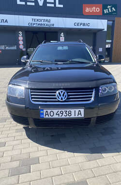Универсал Volkswagen Passat 2003 в Хусте