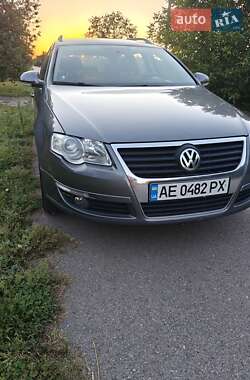 Универсал Volkswagen Passat 2008 в Соленом