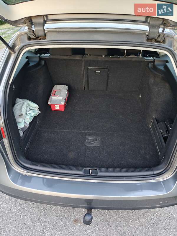 Універсал Volkswagen Passat 2008 в Солоному