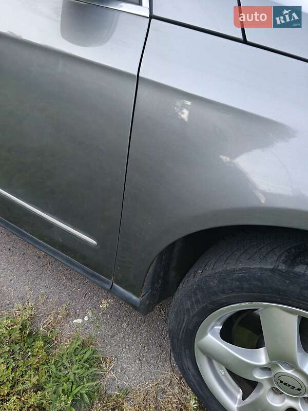 Універсал Volkswagen Passat 2008 в Солоному