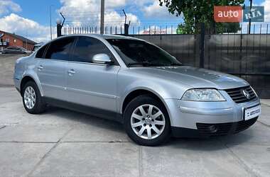 Седан Volkswagen Passat 2005 в Киеве