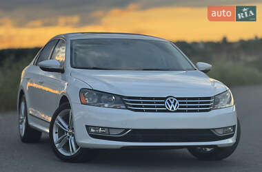 Седан Volkswagen Passat 2015 в 