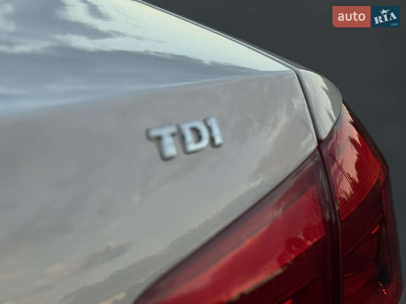 Седан Volkswagen Passat 2015 в Дрогобыче
