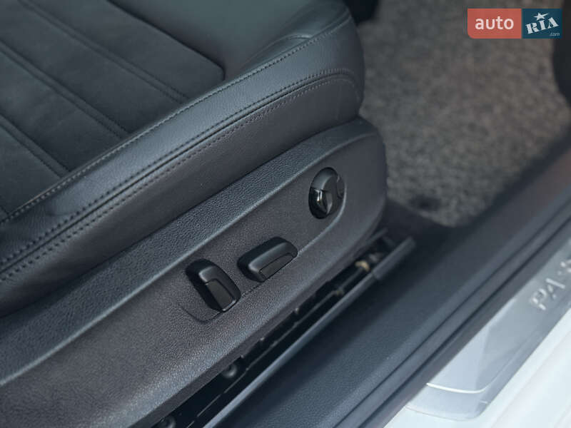Седан Volkswagen Passat 2015 в Дрогобыче