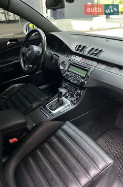 Універсал Volkswagen Passat 2010 в 