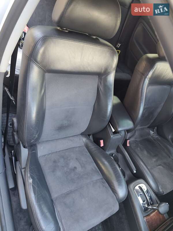 Седан Volkswagen Passat 2004 в Дніпрі