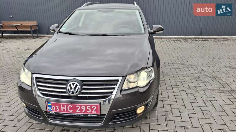 Универсал Volkswagen Passat 2008 в Ровно