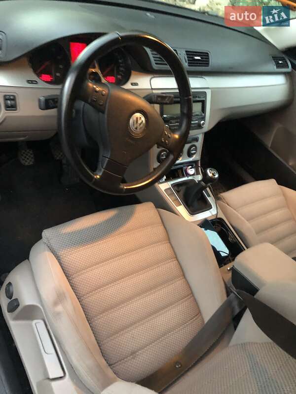 Универсал Volkswagen Passat 2008 в Вознесенске