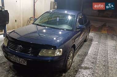 Седан Volkswagen Passat 1998 в Подільську