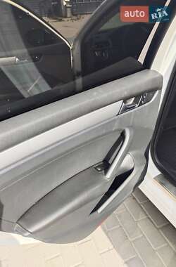 Седан Volkswagen Passat 2012 в 