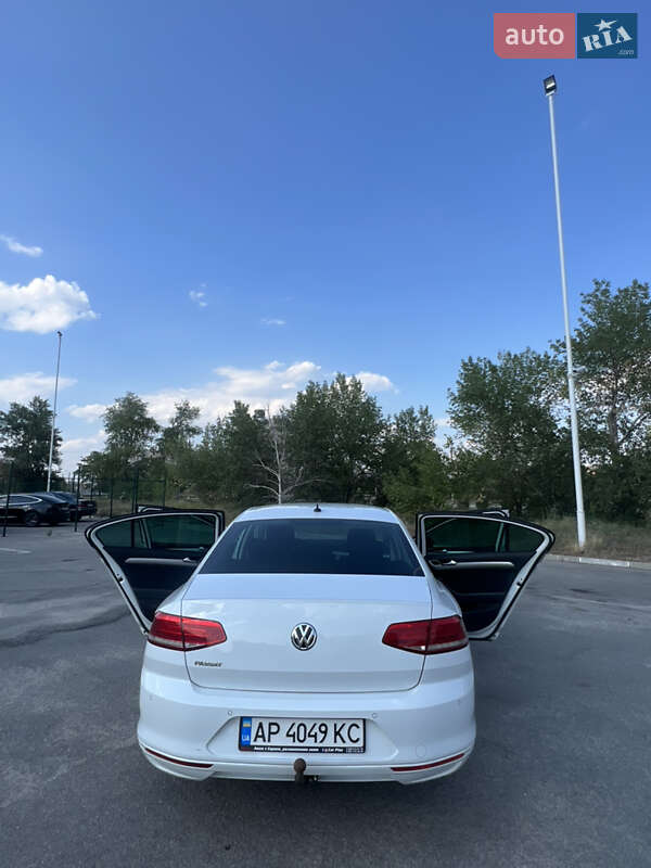 Седан Volkswagen Passat 2018 в Запоріжжі