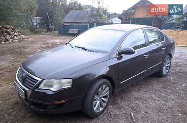 Седан Volkswagen Passat 2009 в Новгород-Сіверському
