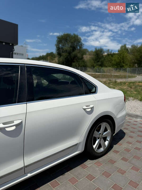 Седан Volkswagen Passat 2014 в Запорожье