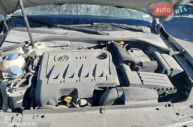 Седан Volkswagen Passat 2014 в 