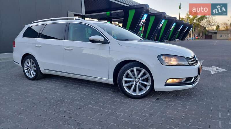Универсал Volkswagen Passat 2013 в Одессе