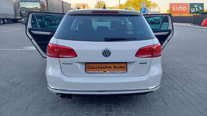Универсал Volkswagen Passat 2013 в Одессе