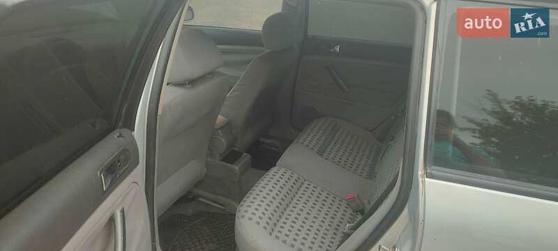 Универсал Volkswagen Passat 2000 в Сумах