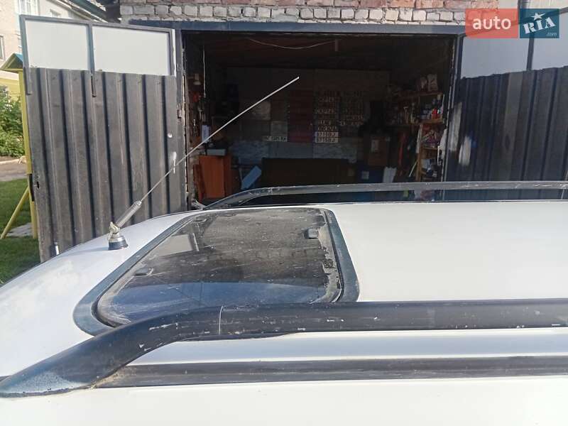 Універсал Volkswagen Passat 1994 в Іваничах