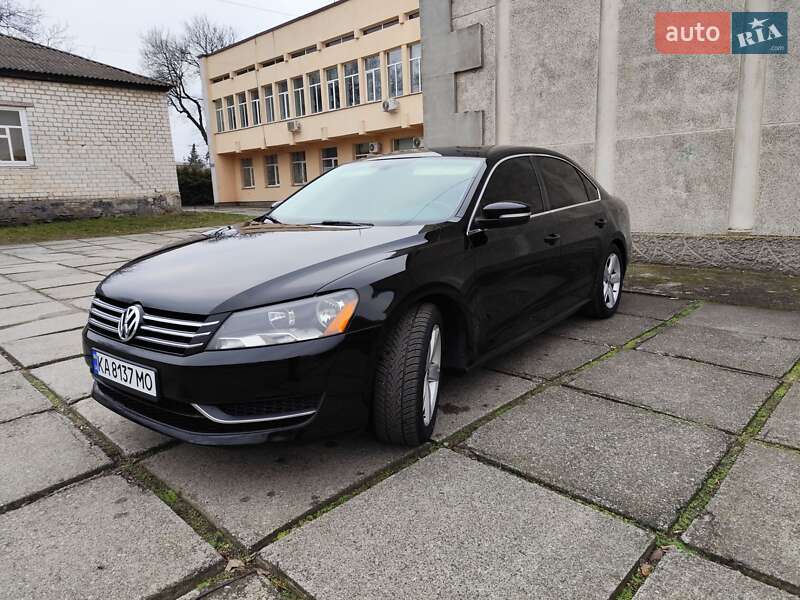 Седан Volkswagen Passat 2012 в Черкассах