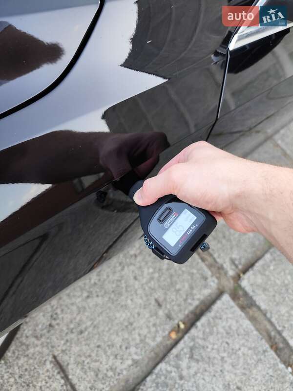 Седан Volkswagen Passat 2012 в Черкассах