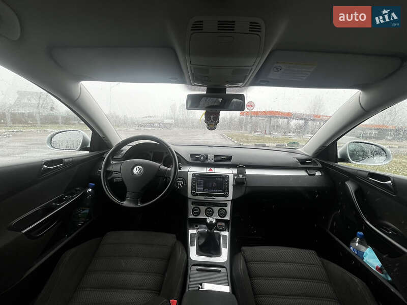 Універсал Volkswagen Passat 2007 в Олевську
