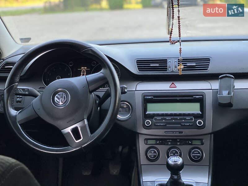Універсал Volkswagen Passat 2009 в Дубні