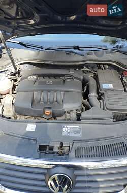 Универсал Volkswagen Passat 2005 в Ахтырке