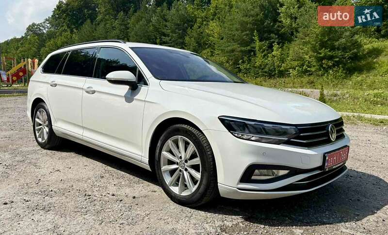 Універсал Volkswagen Passat 2020 в Бережанах