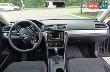 Седан Volkswagen Passat 2016 в 