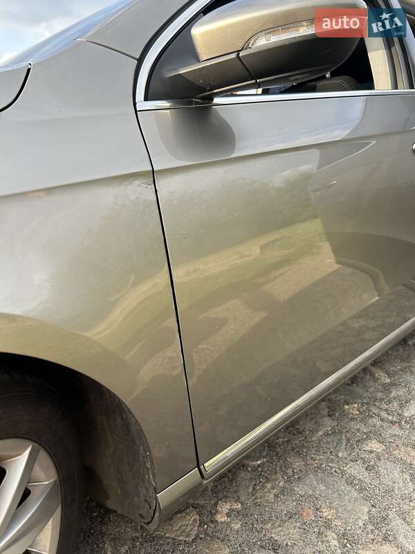 Универсал Volkswagen Passat 2012 в Смеле