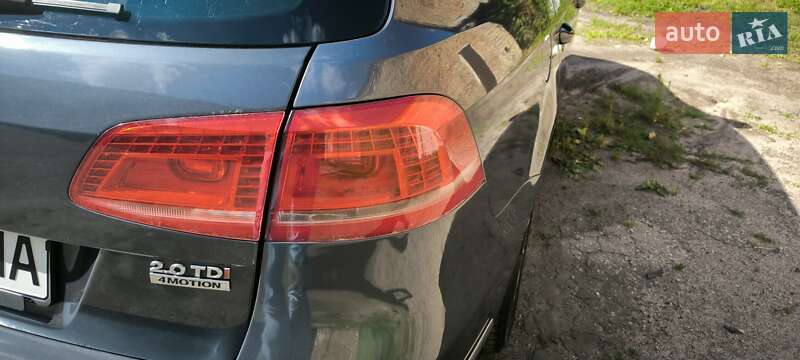 Универсал Volkswagen Passat 2011 в Киеве