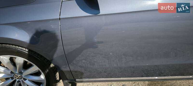 Универсал Volkswagen Passat 2011 в Киеве