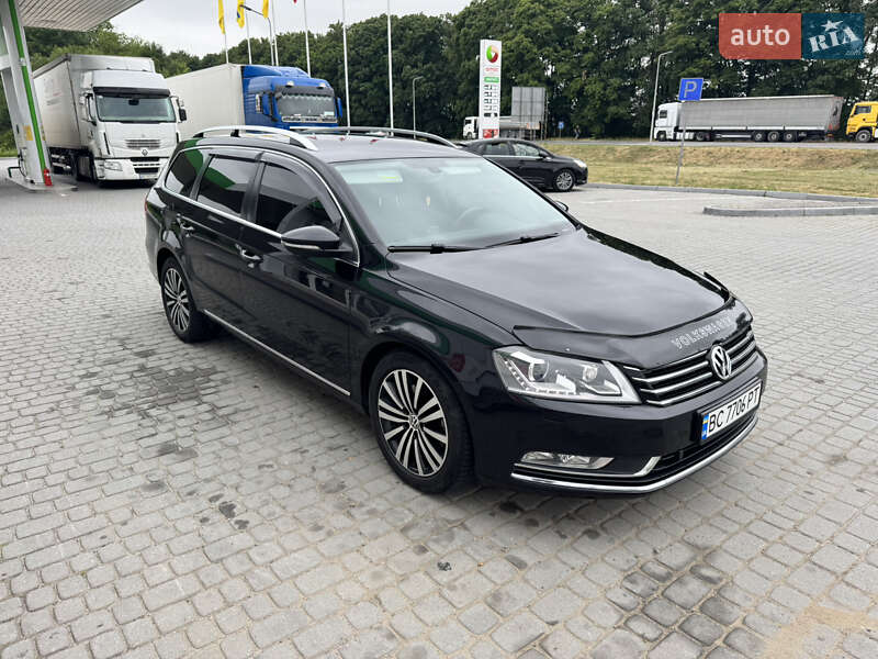 Универсал Volkswagen Passat 2011 в Стрые