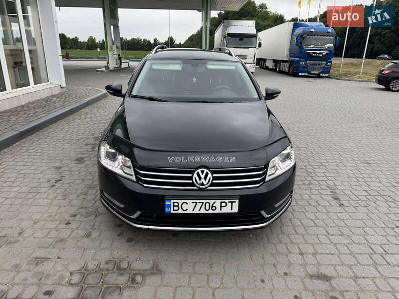 Универсал Volkswagen Passat 2011 в Стрые