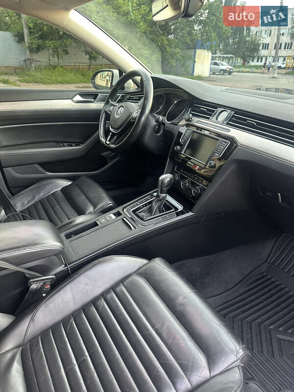 Универсал Volkswagen Passat 2015 в Нежине фото 5 Универсал Volkswagen Passat 2015 в Нежине