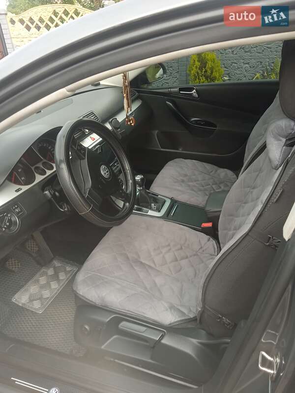 Універсал Volkswagen Passat 2008 в Хорошеві