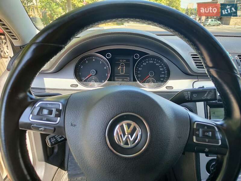 Універсал Volkswagen Passat 2009 в Одесі фото 19 Універсал Volkswagen Passat 2009 в Одесі