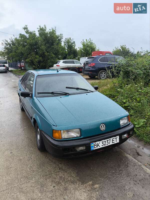 Volkswagen Passat 1991