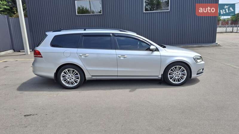 Универсал Volkswagen Passat 2013 в Днепре