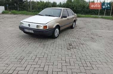 Седан Volkswagen Passat 1989 в Шепетовке