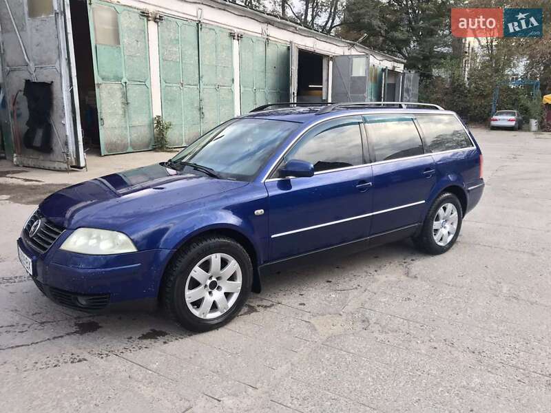 Універсал Volkswagen Passat 2004 в Кропивницькому