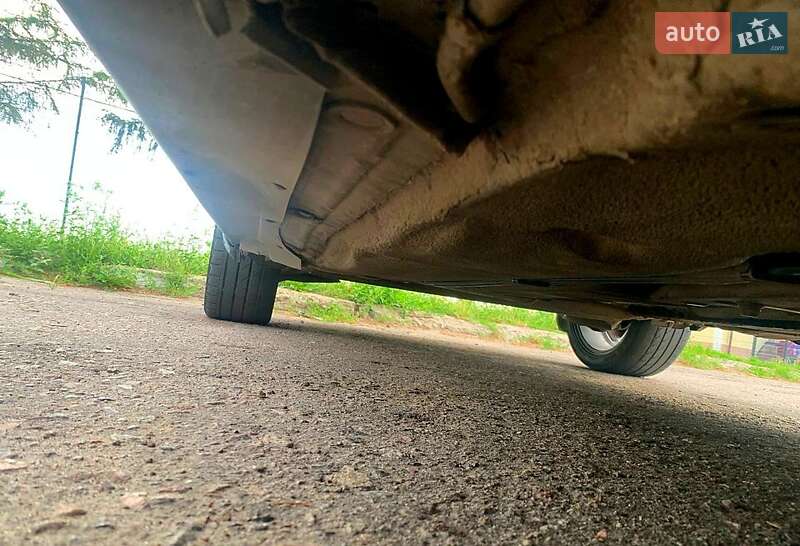 Седан Volkswagen Passat 2002 в Богодухіву фото 12 Седан Volkswagen Passat 2002 в Богодухіву