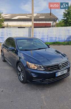 Седан Volkswagen Passat 2017 в Лубнах