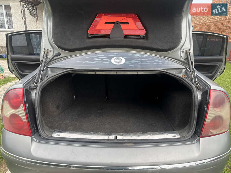 Седан Volkswagen Passat 2002 в Черновцах фото 2 Седан Volkswagen Passat 2002 в Черновцах