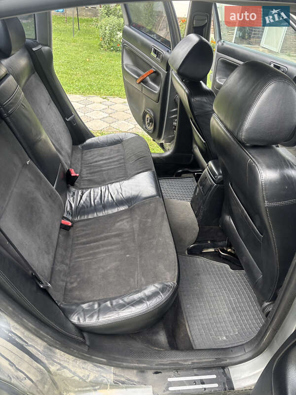 Седан Volkswagen Passat 2002 в Черновцах фото 9 Седан Volkswagen Passat 2002 в Черновцах