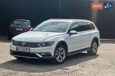 Універсал Volkswagen Passat 2016 в Києві