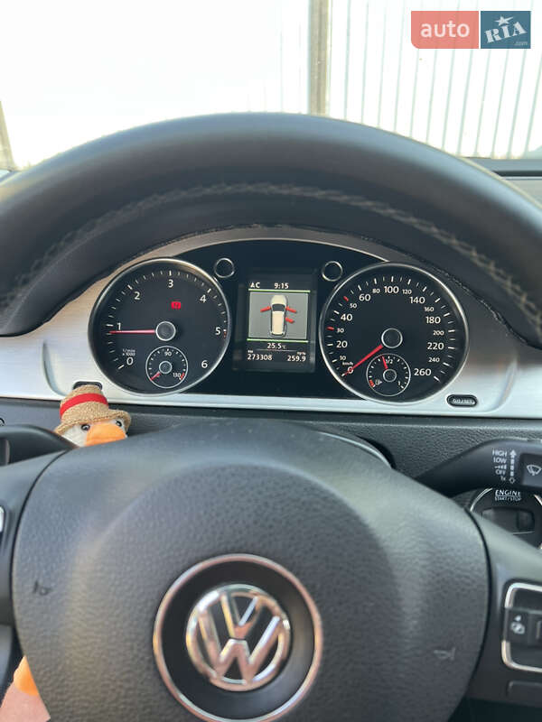 Универсал Volkswagen Passat 2011 в Киеве фото 16 Универсал Volkswagen Passat 2011 в Киеве