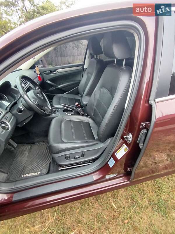 Седан Volkswagen Passat 2013 в Кропивницькому