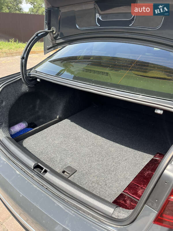 Седан Volkswagen Passat 2018 в Кременчуці