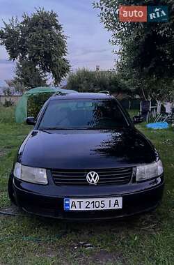 Універсал Volkswagen Passat 2000 в Снятині